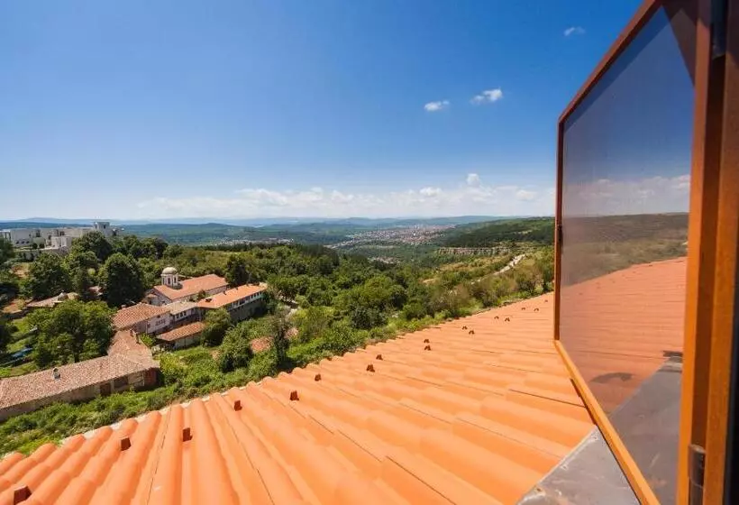 هتل Sevastokrator Relax & Congress