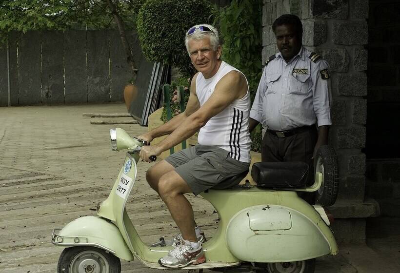 בית מלון כפרי Sparsa Resort Thiruvanamalai