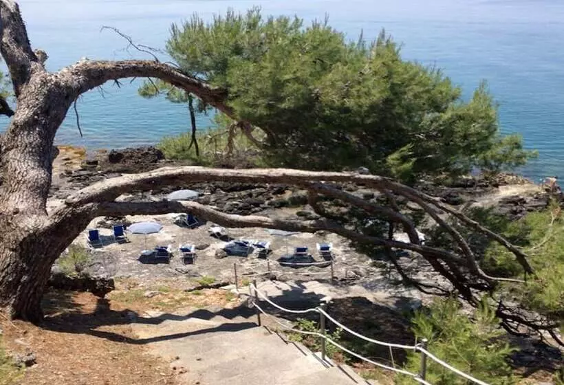 هتل Villa Delle Meraviglie