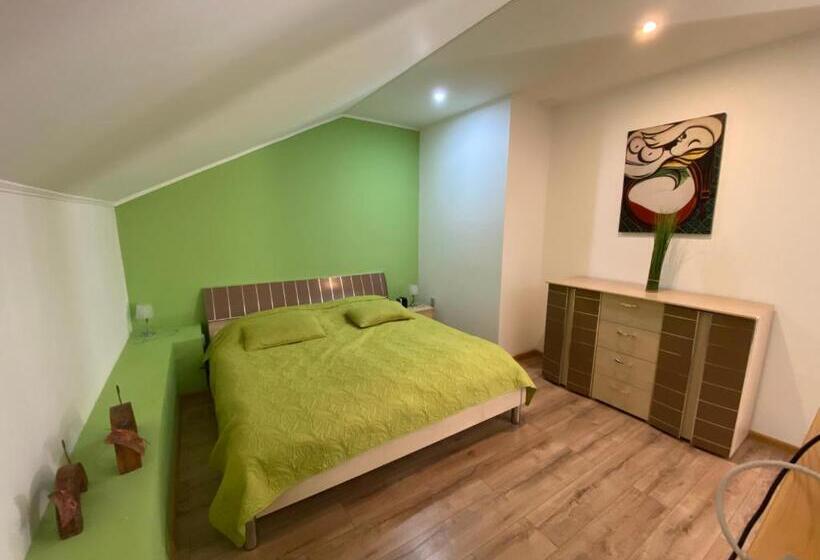 ペンション Penzion Hradby