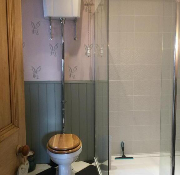 צימר Nether Dallachy Farmhouse