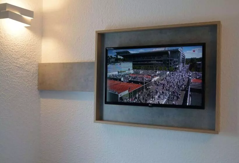 Hotelli Kyriad Direct Narbonne Sud