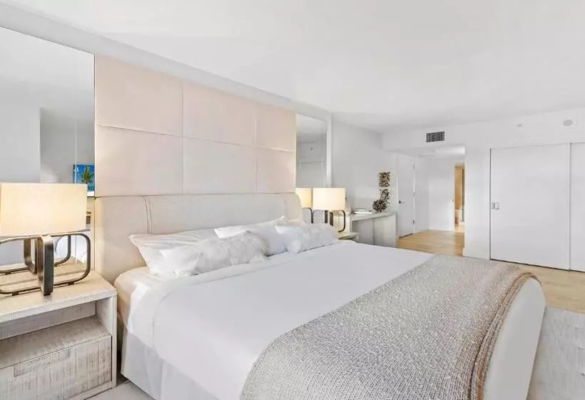 Luxurious Private Condo At 1 Hotel & Homes   1545