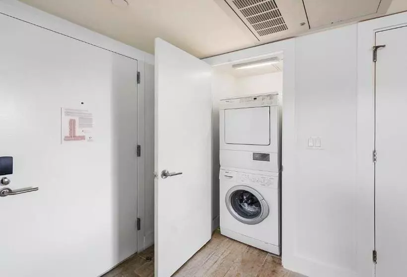 Luxurious Private Condo At 1 Hotel & Homes   1545