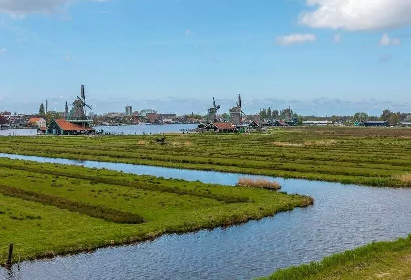 Hotelli Europarcs Spaarnwoude Te Amsterdam