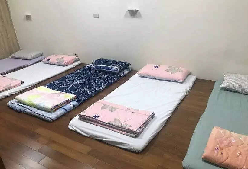هتل 枋寮枋居背包客棧fang Ju Backpackers