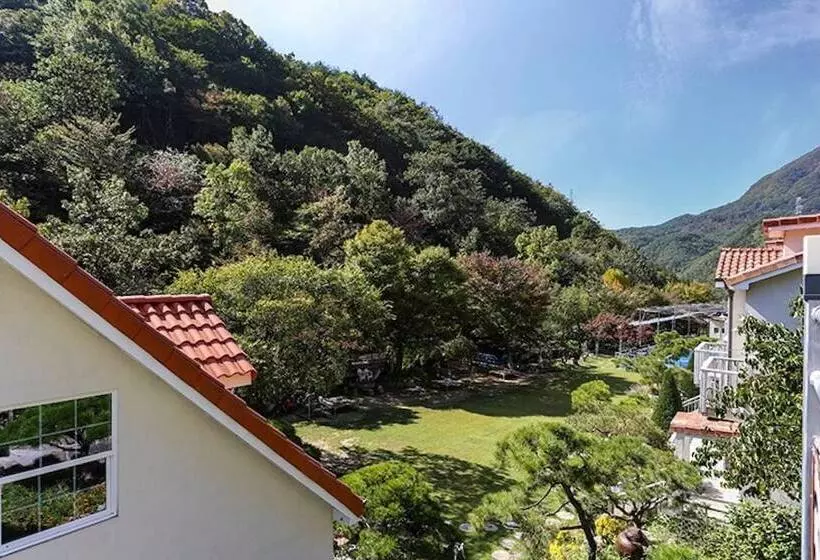 ホテル Gurye Deulangil Pension