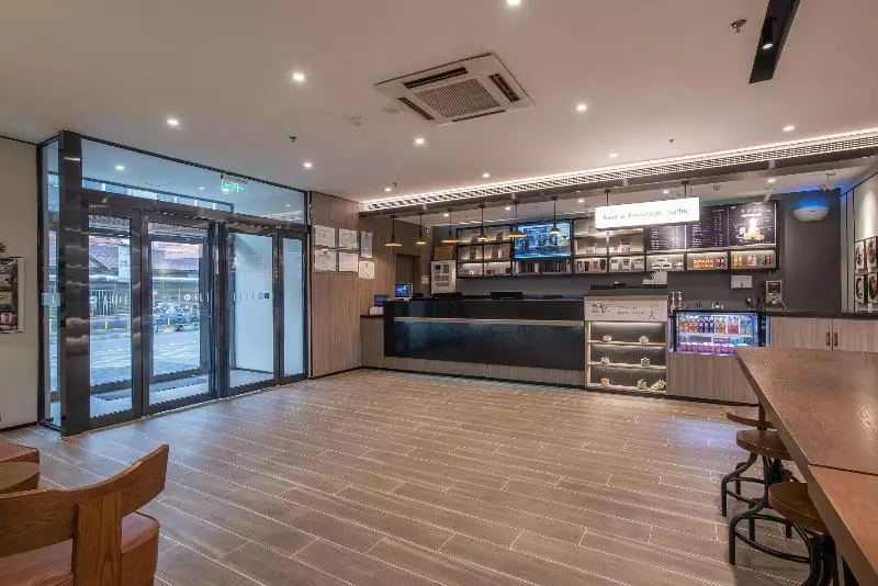 Hotelli Hanting Express Hebi He Bi Yu Long Ai Zhi City