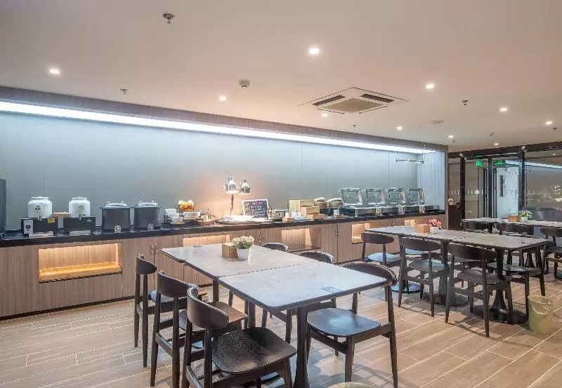 Hotelli Hanting Express Hebi He Bi Yu Long Ai Zhi City