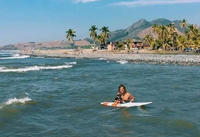 Hotelli Nexpa Surf Cabañas Mar De Noche