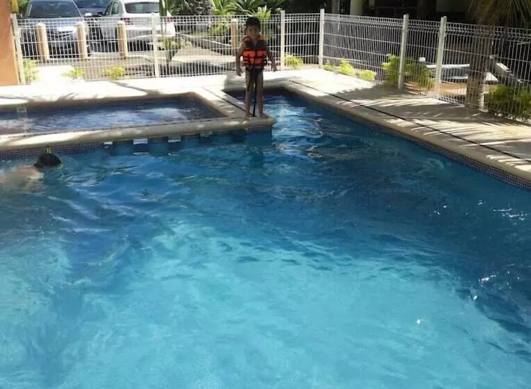 Hotelli Nexpa Surf Cabañas Mar De Noche