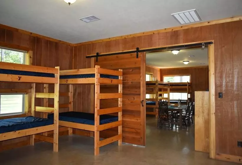 Hotelli Ymca Camp Cullen