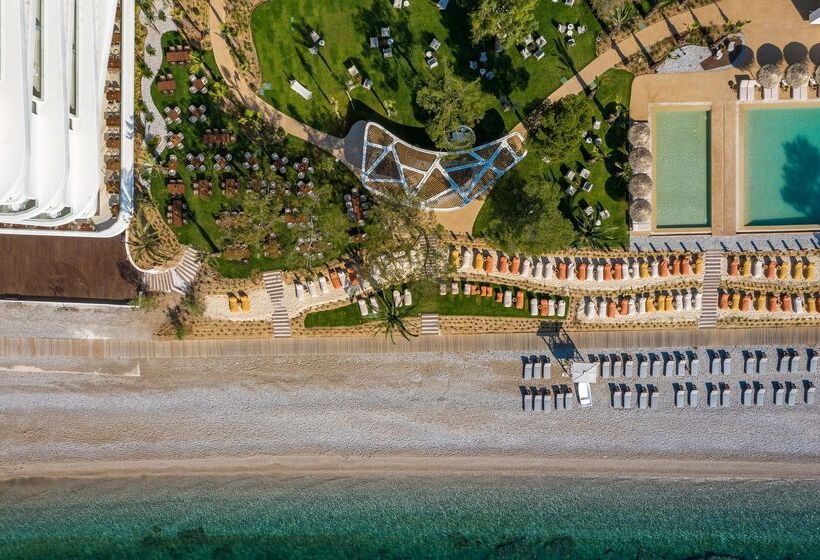 فندق Isla Brown Corinthia Resort & Spa, Curio Collection Hilton