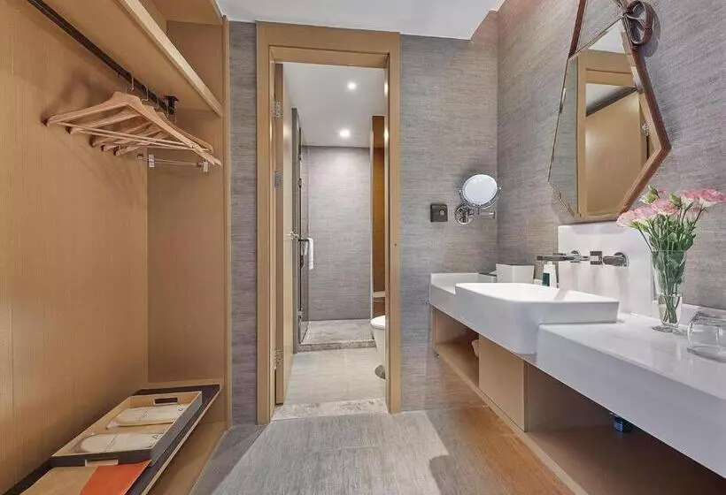 Atour Hotel Guangzhou Panyu City Bridge