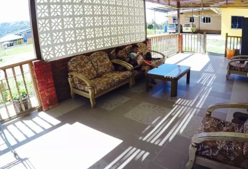 هتل Home Valley Homestay Tambunan By Oyo Rooms