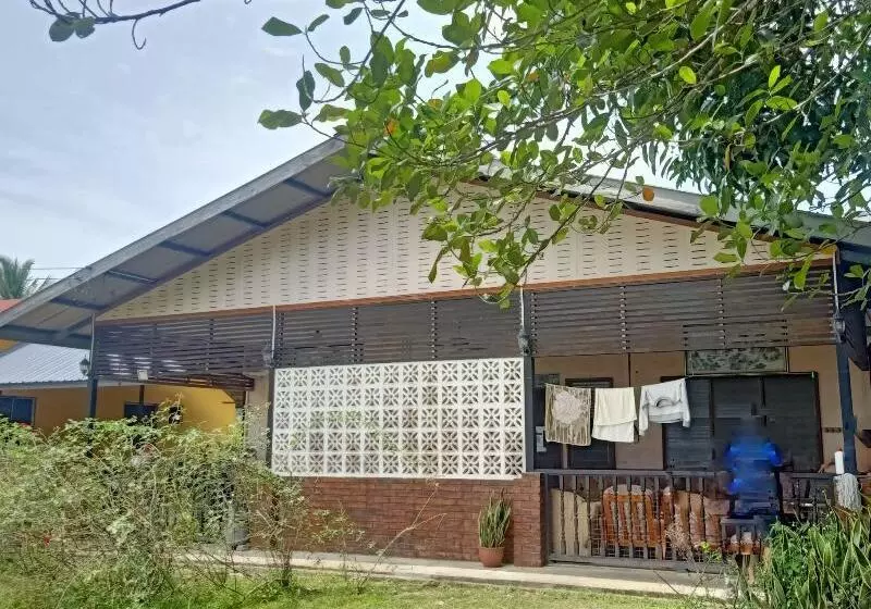 هتل Home Valley Homestay Tambunan By Oyo Rooms