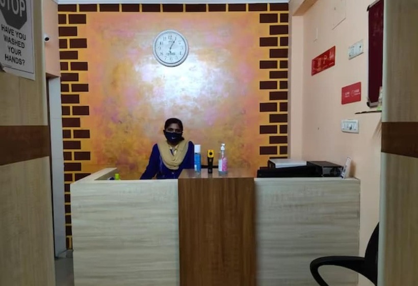 هتل Goroomgo Luxury Star Inn Airport Bhubaneswar