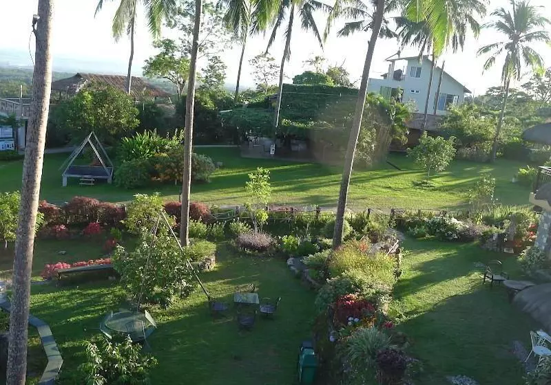 Hotelli The Duyan House At Sinagtala Resort