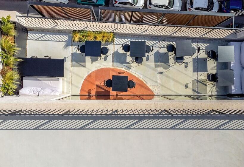 ホテル The Newel Psychiko