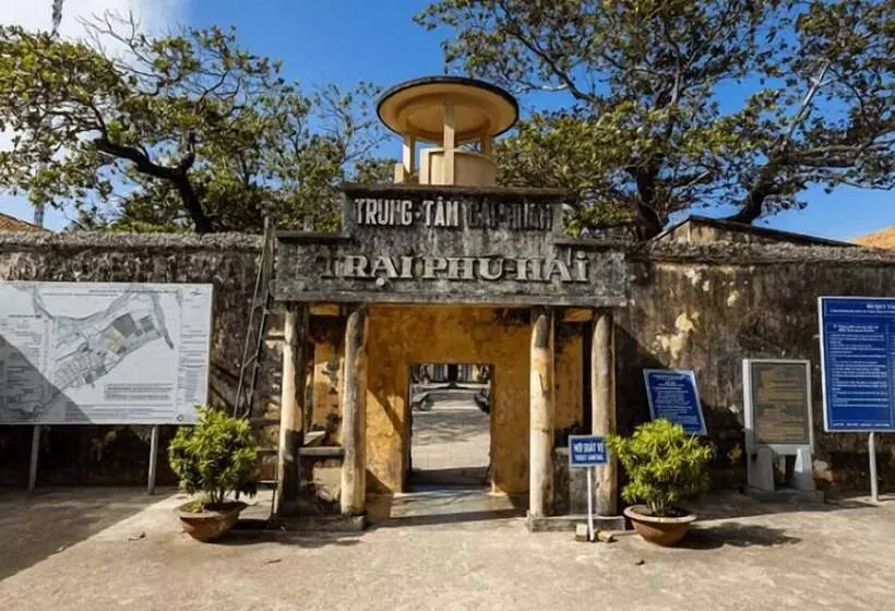 پانسیون Homestay Tits