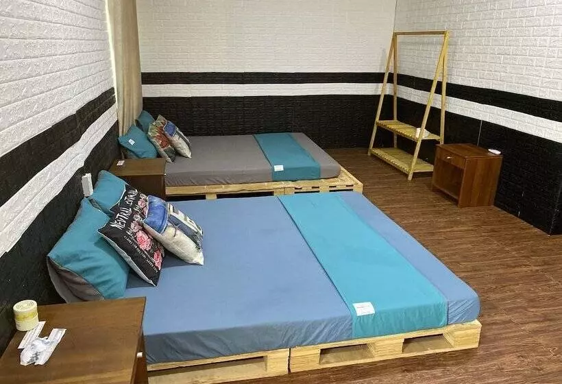 پانسیون Homestay Tits