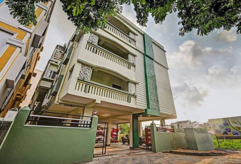 Majatalo Treebo The Bollywood