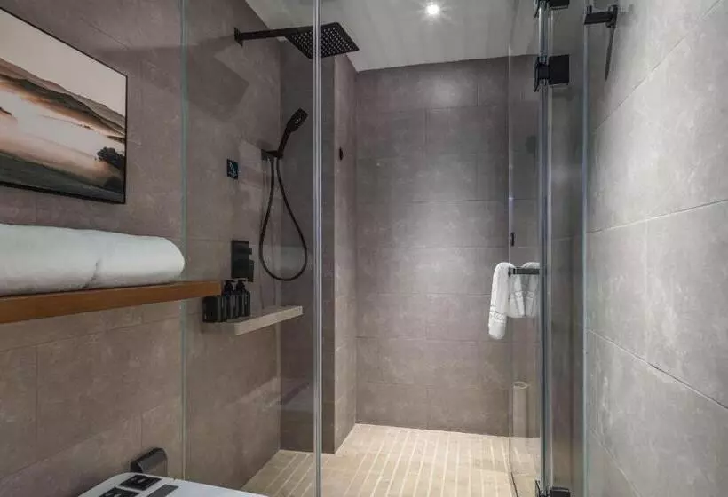 Atour Hotel Hangzhou East Railway Station West Square