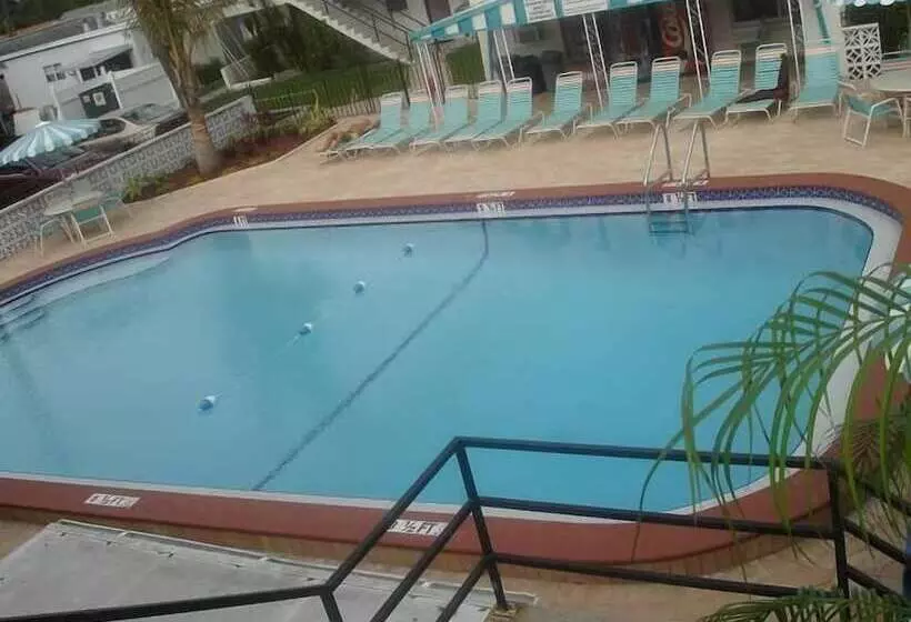 Belleair Village Motel