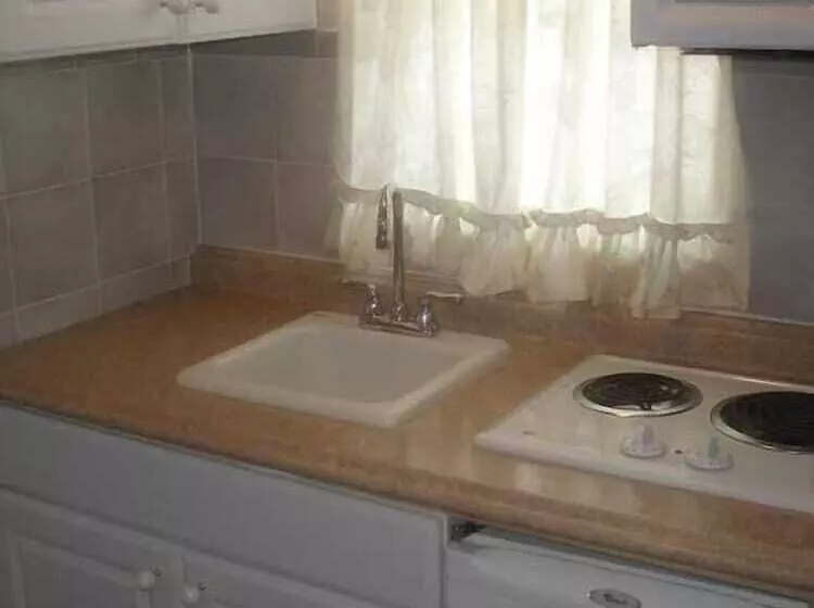 Belleair Village Motel