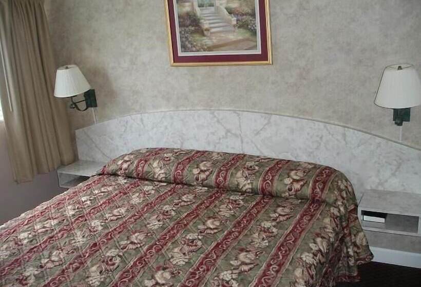 Belleair Village Motel