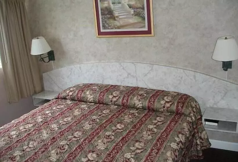 Belleair Village Motel