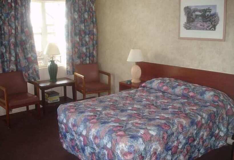 Belleair Village Motel