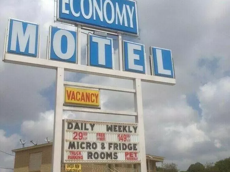 Economy Motel