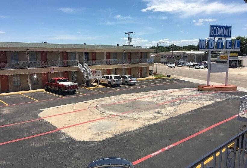 Economy Motel