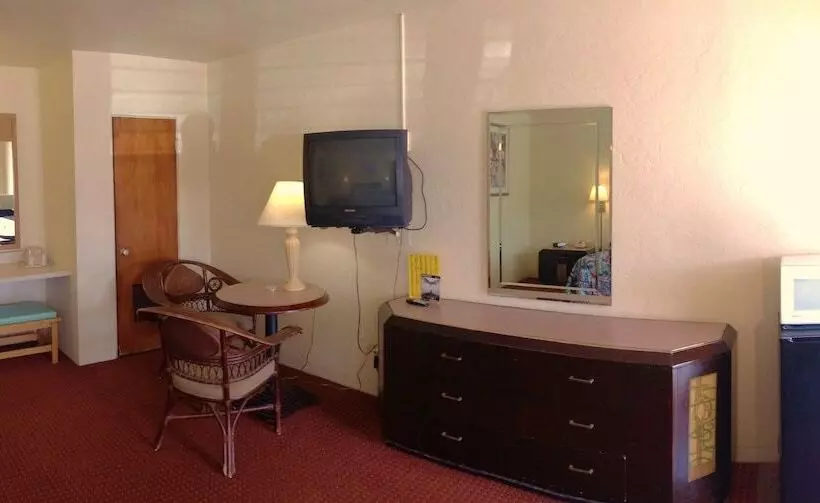 Hawaii Motel