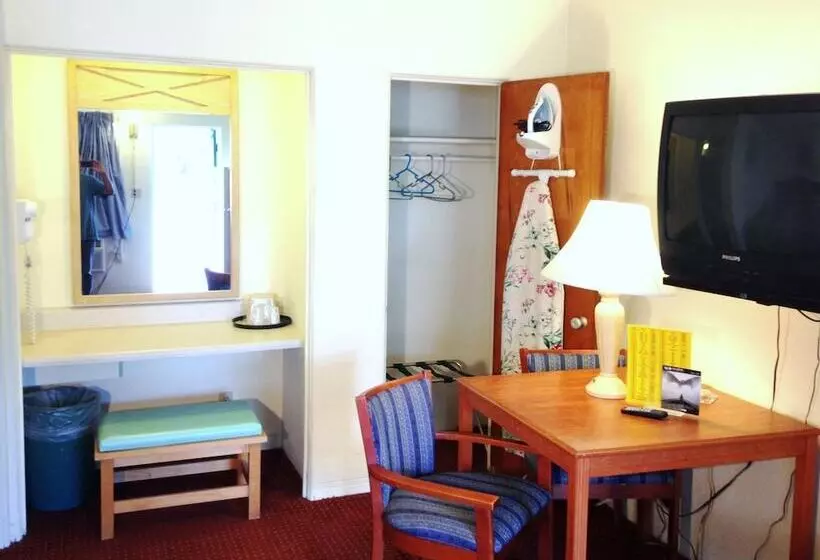 Hawaii Motel