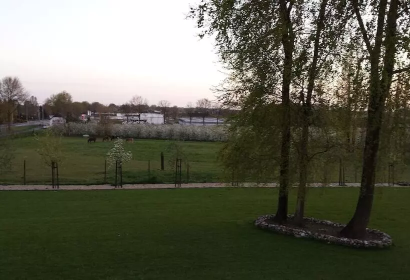 Hotelli B&b Johannes Hoeve