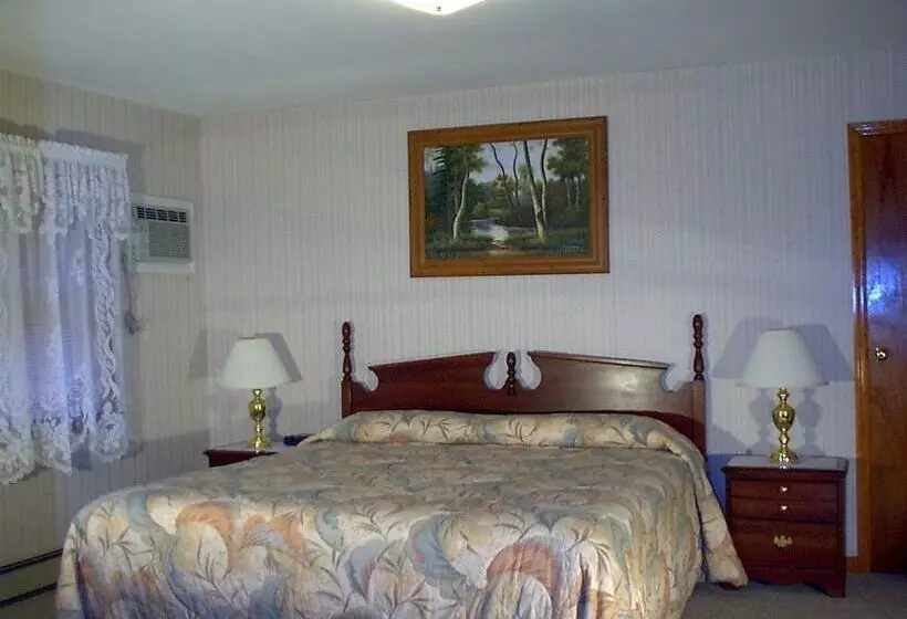 Hotelli Crystal Brook Resort & Mountain Brauhaus