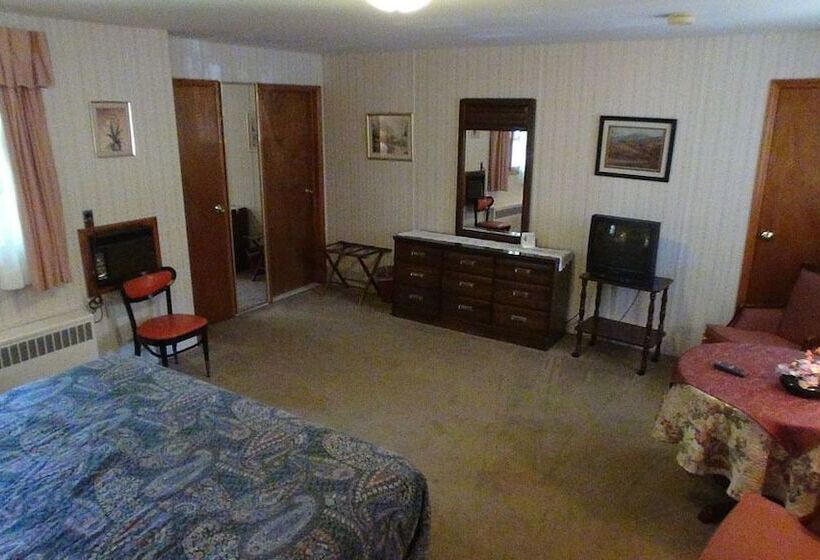 בית מלון כפרי Crystal Brook Resort & Mountain Brauhaus