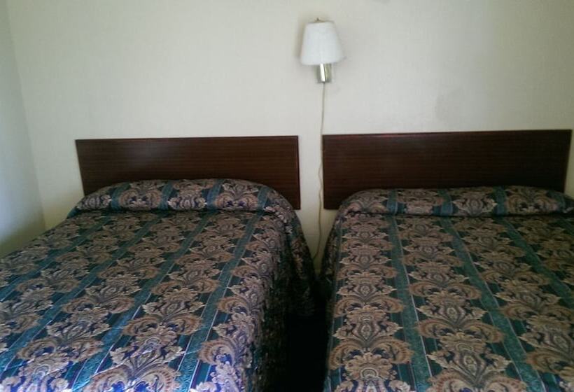 בית מלון כפרי Deluxe Inn