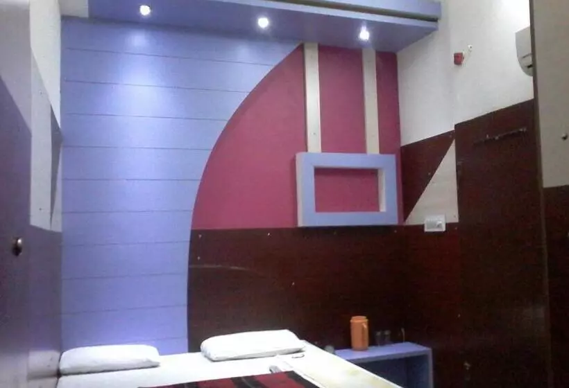 Hotelli Abhineet Palace