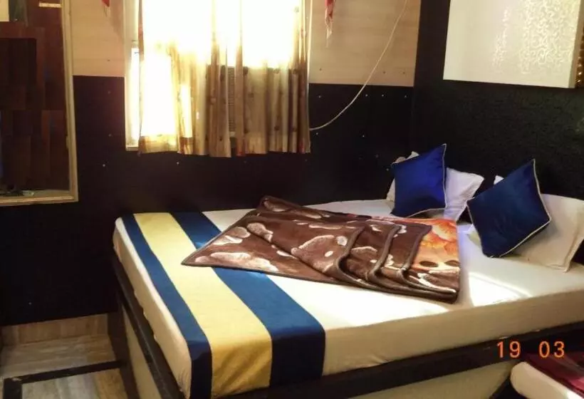 Hotelli Abhineet Palace