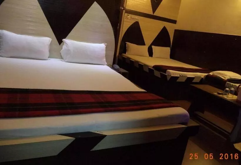 Hotelli Abhineet Palace