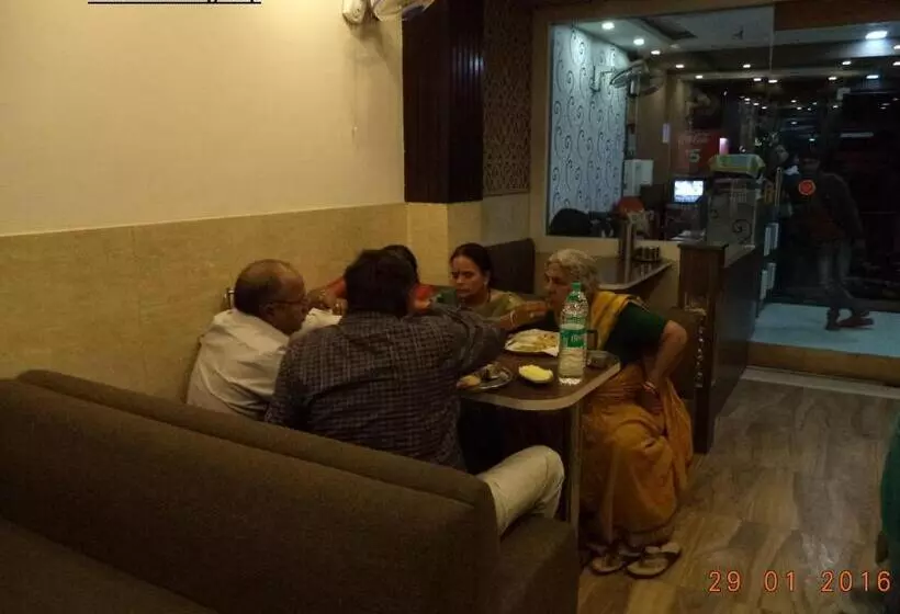 Hotelli Abhineet Palace