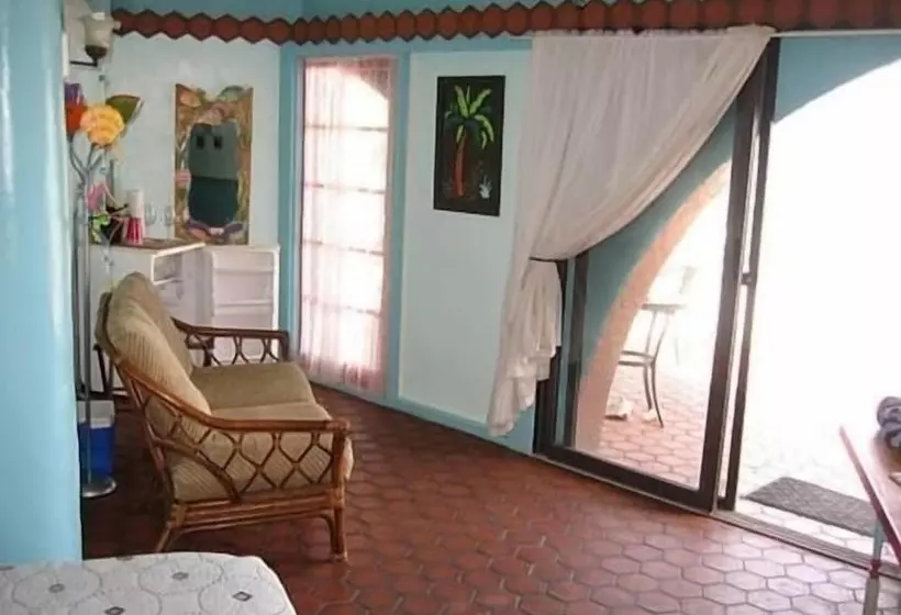 Hotelli Beach View Room Barnacle Bed And Breakfast Deers Front Beach Suite