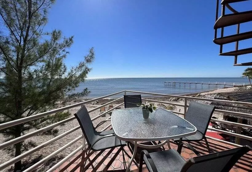 Hotelli Beach View Room Barnacle Bed And Breakfast Deers Front Beach Suite