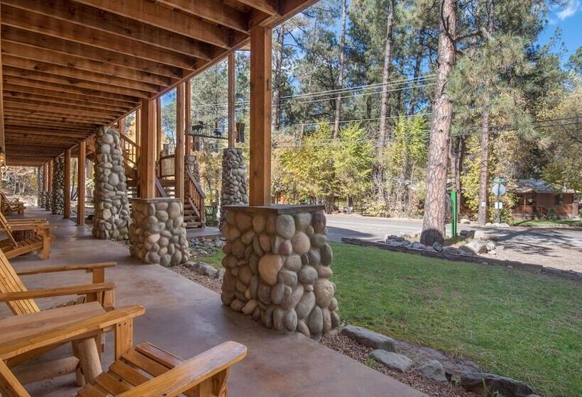 فندق Canyon Cabins