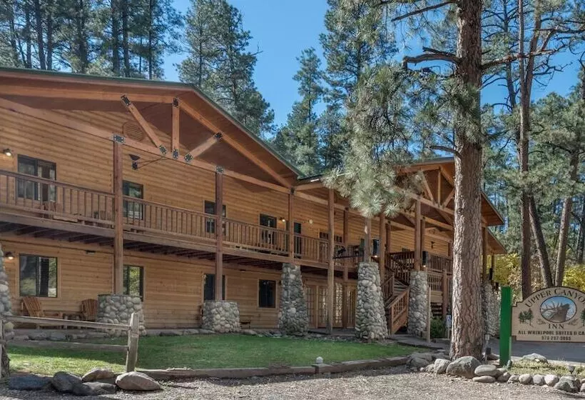 Hotelli Canyon Cabins