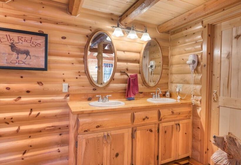 فندق Canyon Cabins