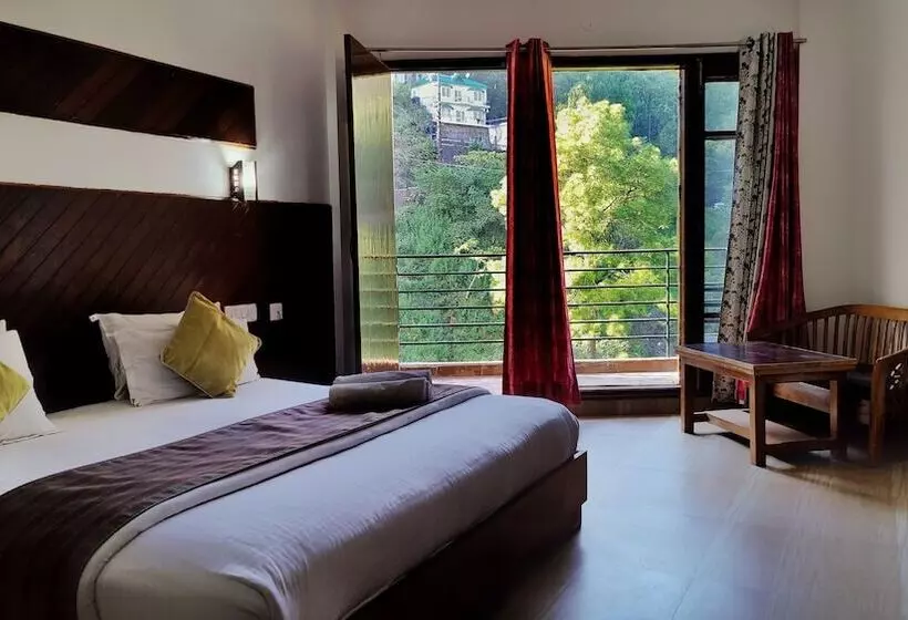 هتل Neelgiri